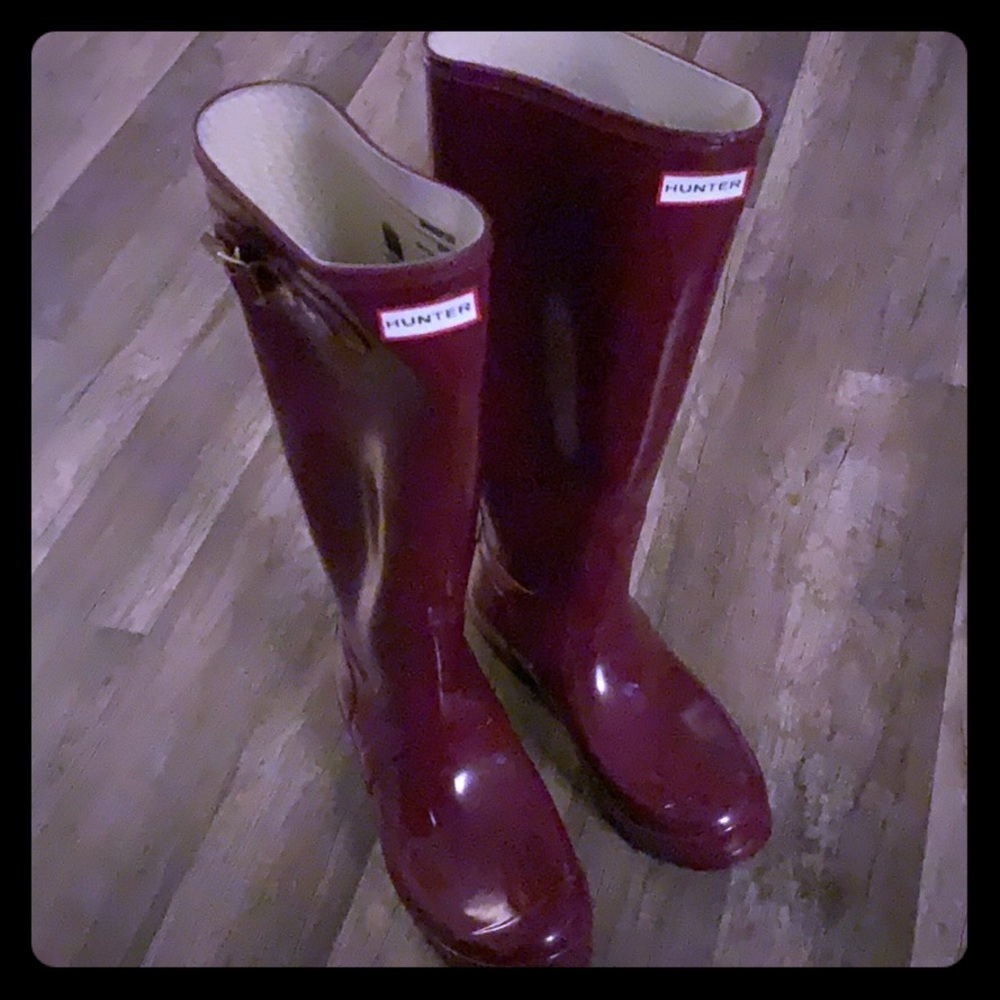 Hunter rain boots in purple